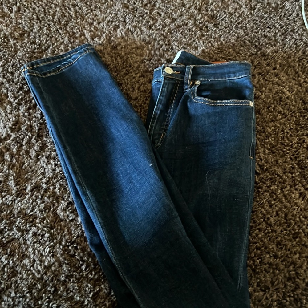 Unpublished straight legged jeans